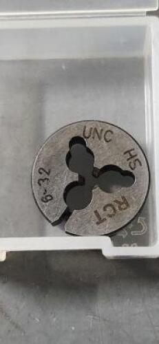 DESCRIPTION: (2) HSS ADJUSTABLE ROUND DIE BRAND/MODEL: REGAL CUTTING TOOLS 040152AS SIZE: #6-32 13/16" OD RETAIL$: $163.25 QTY: 2