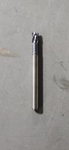 DESCRIPTION: (20) CARBIDE SQ END MIL BRAND/MODEL: MITGI R03-735 SIZE: .125" DIA QTY: 20