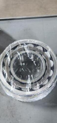 DESCRIPTION: (1) SPHERICAL ROLLER BEARING BRAND/MODEL: FAG 22315-E1-XL SIZE: 75mm x 160mmX 55mm RETAIL$: $421.65 QTY: 1