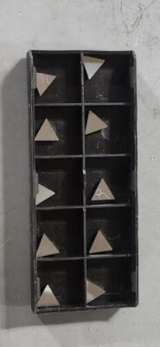 DESCRIPTION: (10) CARBIDE TURNING INSERTS BRAND/MODEL: VC TT221 I22 RETAIL$: $79.30 QTY: 10