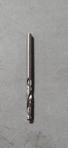 DESCRIPTION: (4) CARBIDE SML BITS BRAND/MODEL: ATRAX 85252401 SIZE: #40 RETAIL$: $102.60 QTY: 4