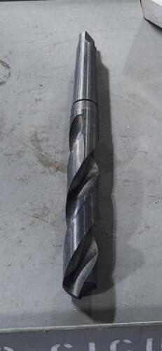 DESCRIPTION: (1) TAPER SHANK DRILL BIT BRAND/MODEL: VC 01531045 SIZE: 1-1/16" DIA 3MT RETAIL$: $88.23 QTY: 1
