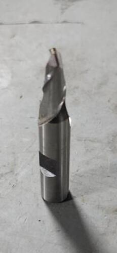 DESCRIPTION: (1) CORNER RADIUS END MILL BRAND/MODEL: MELIN TOOL SIZE: 1/4" DIA 1/2" LOC RETAIL$: $31.06 QTY: 1