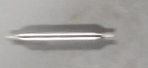 DESCRIPTION: (1) DOUBLE END SQ END MILL BRAND/MODEL: VC 01781046 SIZE: 1/16" DIA 3/16" LOC QTY: 1