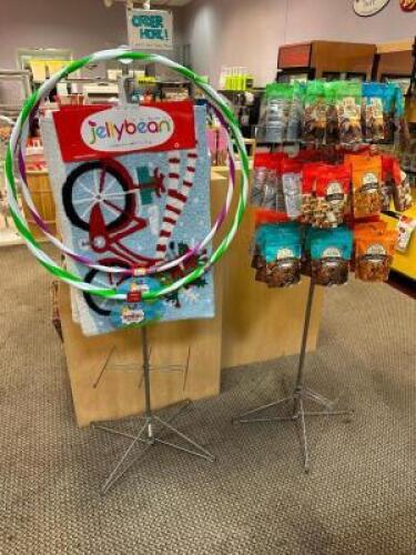 HANGING MERCHANDISE DISPLAYS