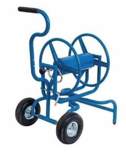 DESCRIPTION: (1) GARDEN HOSE REEL BRAND/MODEL: JACKSON/2517200GR INFORMATION: BLUE/OPERATING PRESSURE: 40 TO 85 PSI/HOSE CAPACITY: 400' RETAIL$: $266.