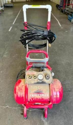 CRAFTSMAN 5 GALLON AIR COMPRESSOR
