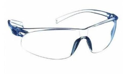 DESCRIPTION: (1) PACK OF (20) SAFETY GLASSES BRAND/MODEL: 3M/11543-00000-20 INFORMATION: ANTI-SCRATCH/BLUISH CLEAR RETAIL$: $64.00 PER PK OF 20 SIZE: