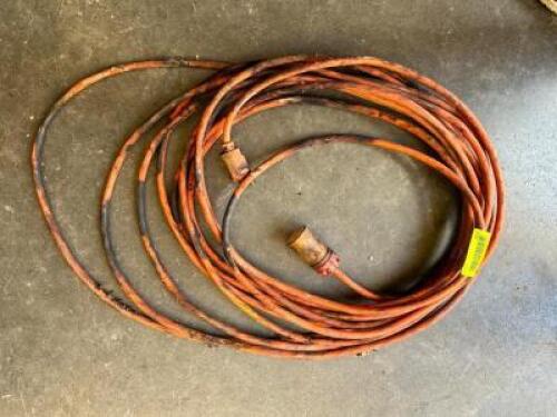 EXTENSION CORD