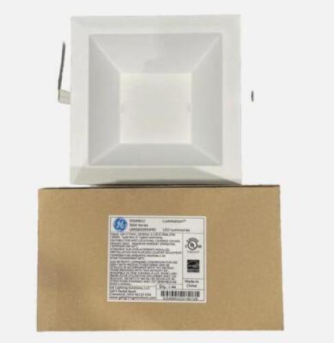 (7)- SQUARE LED CAN LIGHTS
