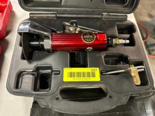 AMPRO PNEUMATIC GRINDER W/ CASE.