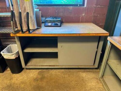 5 FT. WORK TABLE