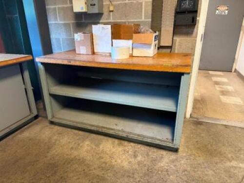 5 FT. WORK TABLE