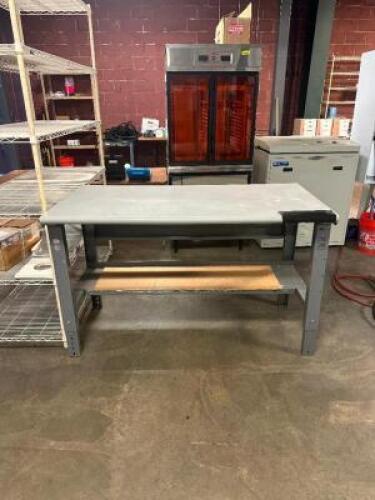 5 FT. WORK TABLE