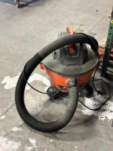 SHOP VAC