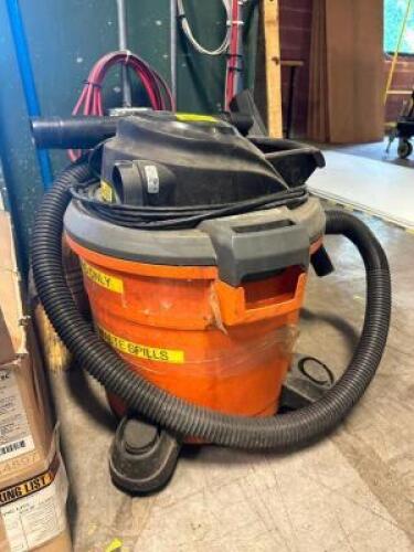 SHOP VAC
