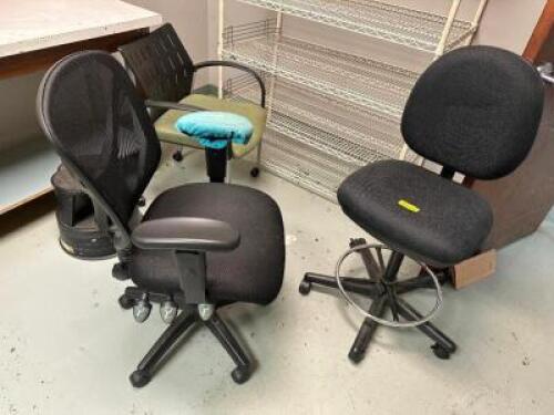(3) ASSORTED OFFICE CHAIRS.