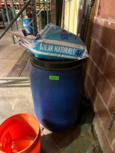 DRUM OF SIDEWALK ICE MELT