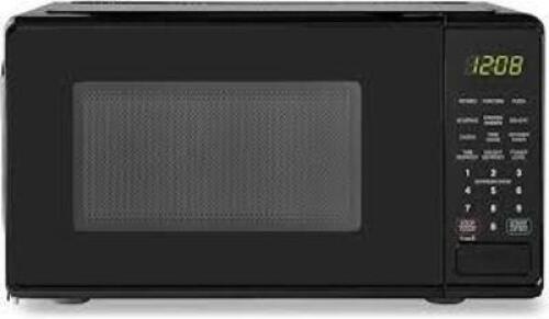 DESCRIPTION: (1) COUNTERTOP MICROWAVE BRAND/MODEL: MAINSTAYS INFORMATION: BLACK SIZE: 0.7 CU FT RETAIL$: $55.00 EA QTY: 1
