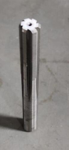 DESCRIPTION: (1) SOLID CARBIDE CHUCKING REMER BRAND/MODEL: MA FORD 27239400 SIZE: 0.3940" DIA RETAIL$: $152.70 QTY: 1