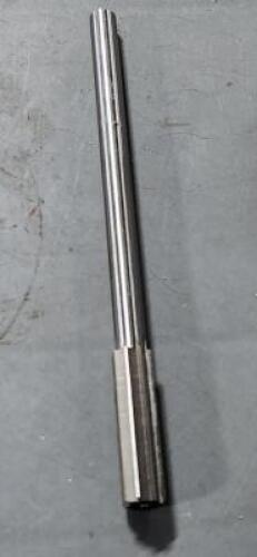 DESCRIPTION: (2) HSS SS/SF CHUCKING REAMER BRAND/MODEL: VC 74729591 SIZE: 0.576" DIA RETAIL$: $67.36 QTY: 2