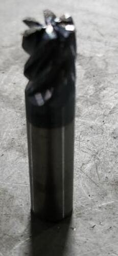 DESCRIPTION: (1) SOLID CARBIDE ROUTING CORNER RADIUS END MILL BRAND/MODEL: ONSRUD EMC600924 SIZE: 1/2" D 0.03" R RETAIL$: 83.06 EA QTY: 1
