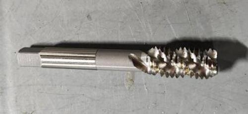 DESCRIPTION: (1) HSS BOTTOMING TAP BRAND/MODEL: OSG 2986200 SIZE: 1/2-13 RETAIL$: $37.39 QTY: 1
