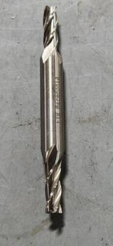 DESCRIPTION: (1) HSS DE SQ END MILL BRAND/MODEL: VC 01891167 SIZE: 1/4" DIA 5/8" LOC QTY: 1