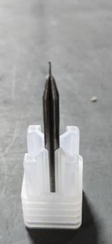 DESCRIPTION: (6) SOLID CARBIDE SQ END MILL BRAND/MODEL: ROBBJACK SEM04-20133 SIZE: .016"' DIA .045" LOC 1/4" SD RETAIL$: $24.20 EA QTY: 6