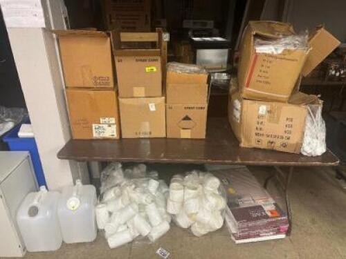 LARGE GROUP OF ASSORTED BOTTLES AND LIDS