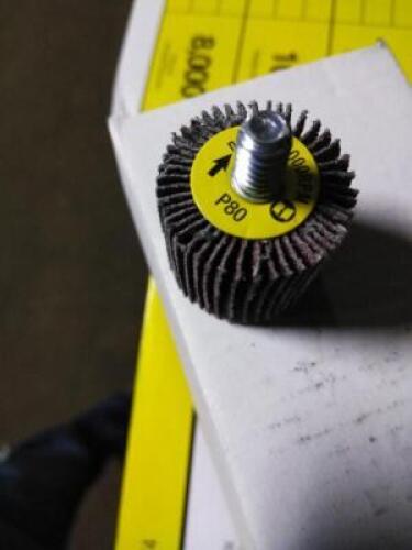 DESCRIPTION: (6) BOXES OF (10) PREMIUM FLAP WHEEL BRAND/MODEL: GLOBAL ABRASIVES PRODUCTS #809775-26915 SIZE: 1X1X1/4 20 GRIT RETAIL$: $39.90 EA QTY: 6