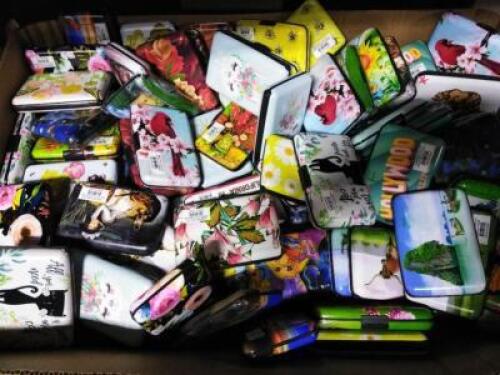 DESCRIPTION: (1) CASE OF APPROX (50) METAL WALLETS BRAND/MODEL: ARMORED WALLET INFORMATION: MANY DESIGNS QTY: 1