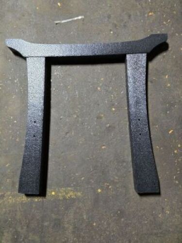 DESCRIPTION: (2) HEAVY DUTY PLASTIC LEGS BRAND/MODEL: POLYWOOD INFORMATION: BLACK SIZE: SEE INSPECTION RETAIL$: $300.00 TOTAL QTY: 2