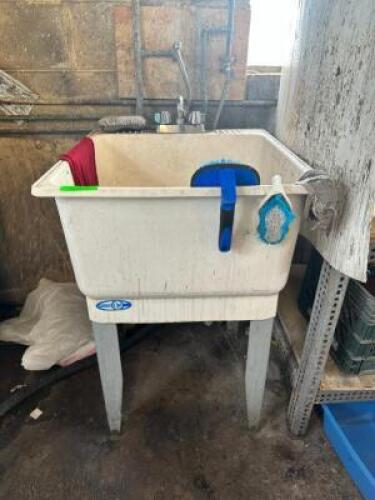 SLOP SINK