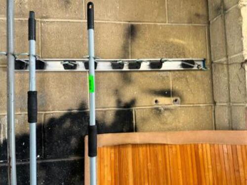 WALL MOUNTED TOOL STORAGE RACK