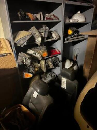 VINTAGE AUTOMOTIVE PARTS / CONTENTS OF SHELVING UNIT ROW
