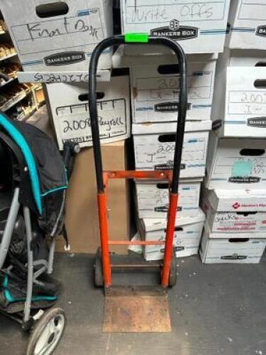 HAND TRUCK