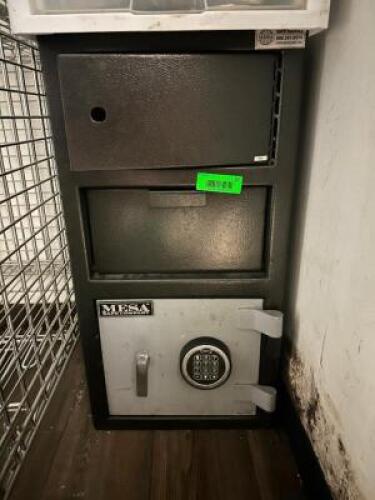COMBINATION SAFE