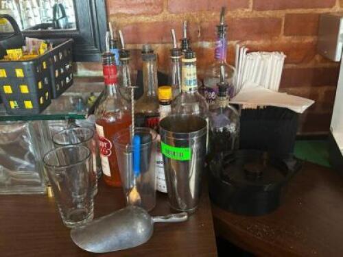 ASSORTED MIXING SUPPLIES AND CONDIMENTS