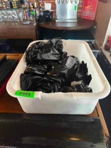 BUSS BUCKET WITH TRASH BAGS