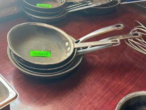(4) - FRYING PANS