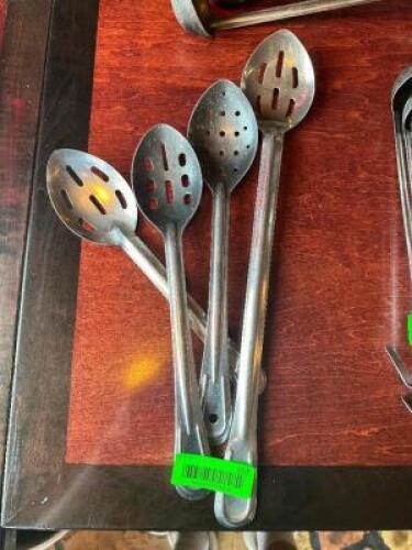 (4) - STAINLESS SERVERS