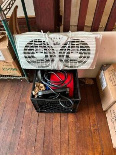 WINDOW FAN WITH HARDWARE
