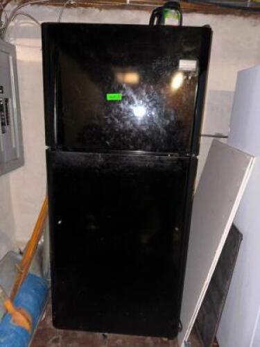 FREEZER TOP REFRIGERATOR
