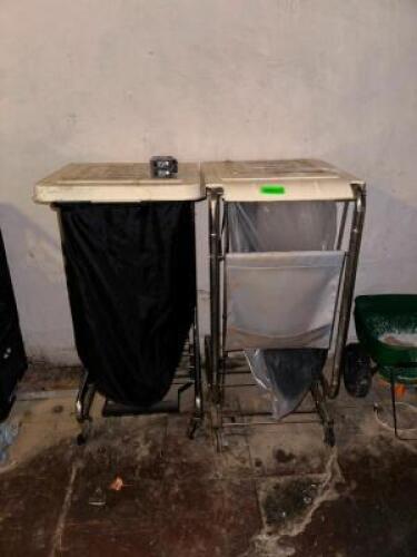 LAUNDRY BIN