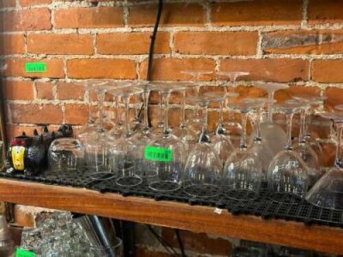 LARGE ASSORTMENT OF PLASTIC AND GLASS WINE GLASSES