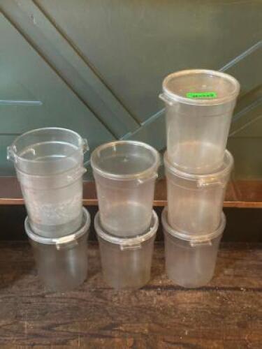 (8) - 4 L CONTAINERS WITH (6) - LIDS