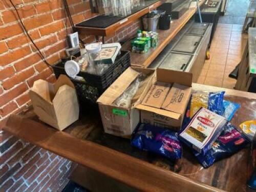 LARGE GROUP OF TO GO CONTAINERS / SMALLWARES / PASTA