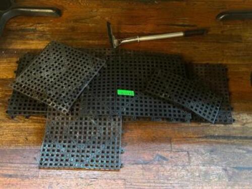 ASSORTED PIECES OF BAR TREAD