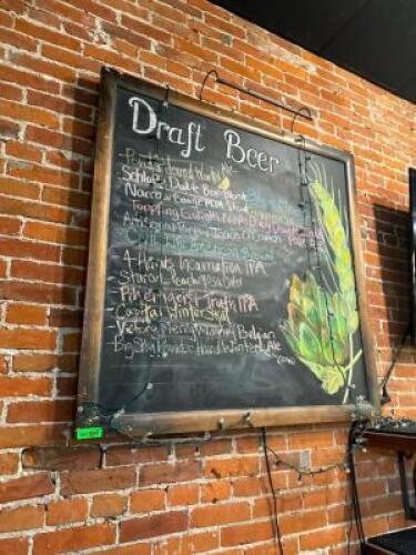 4' WALL MOUNTED MENU BOARD